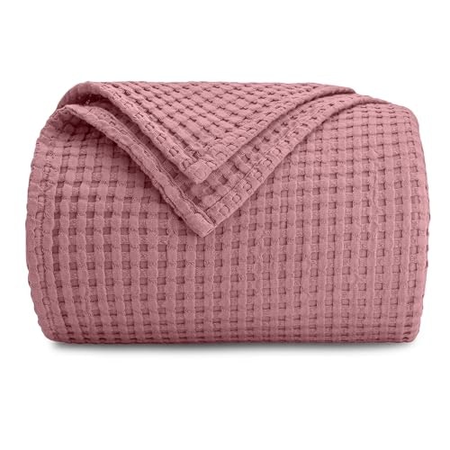 Comfy Cubs Queen Waffle Blanket: $48.44