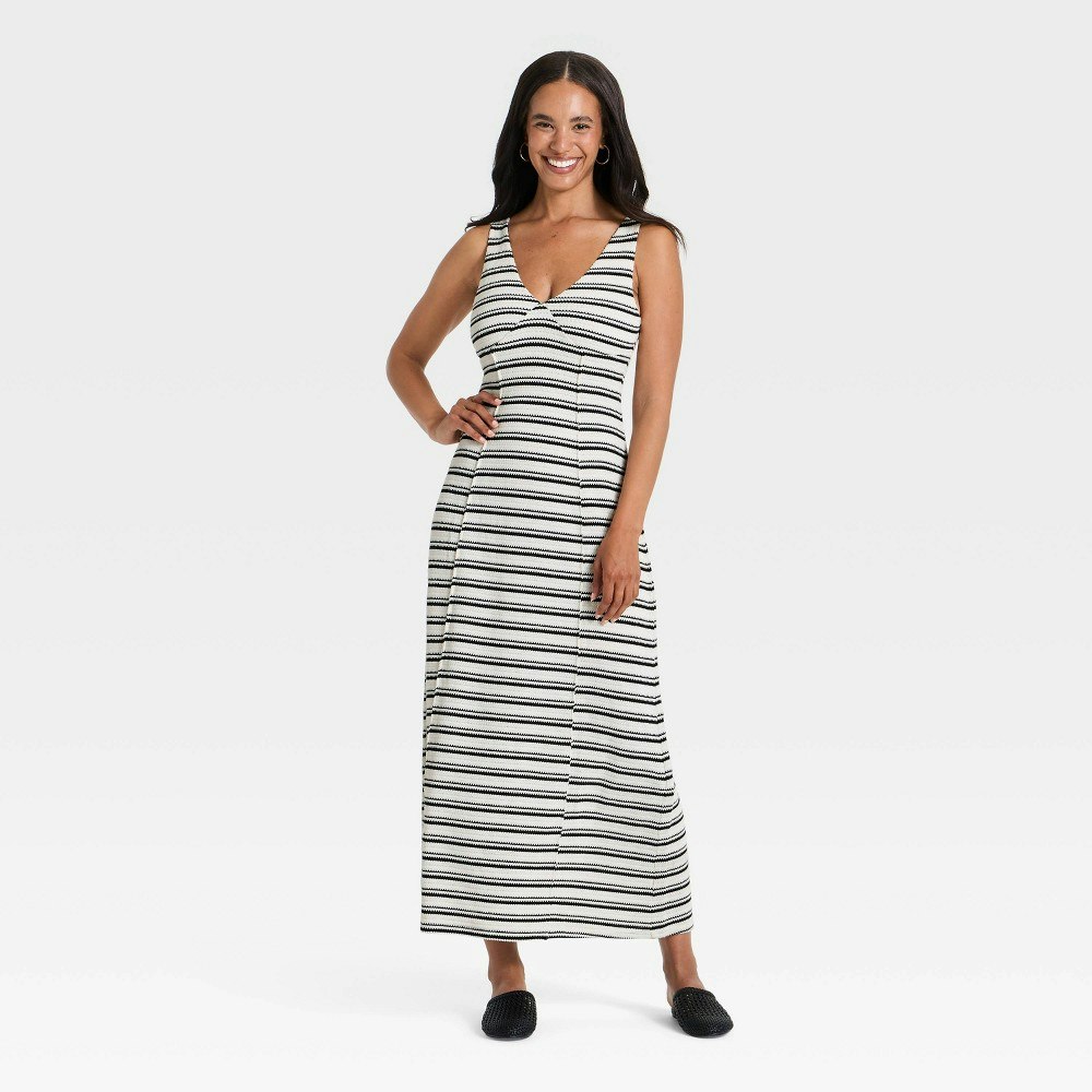 Universal Thread Women's Striped Knit Maxi Dress: $35 Universal Thread Women's Striped Knit Maxi Dress: $35