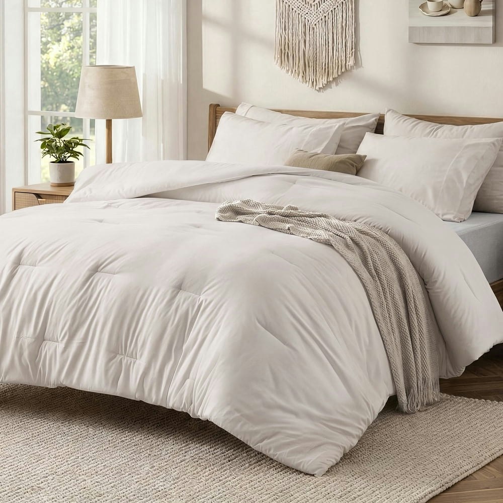 Emonia 3-Piece Queen Comforter Set: $29.69 Emonia 3-Piece Queen Comforter Set: $29.69