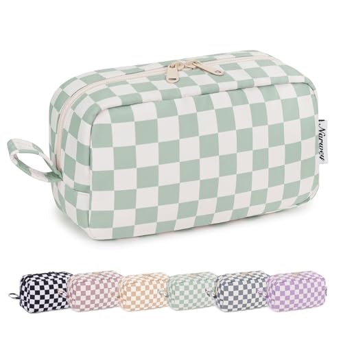 Narwey Large Checkered Travel Makeup Bag: $8.49 Narwey Large Checkered Travel Makeup Bag: $8.49