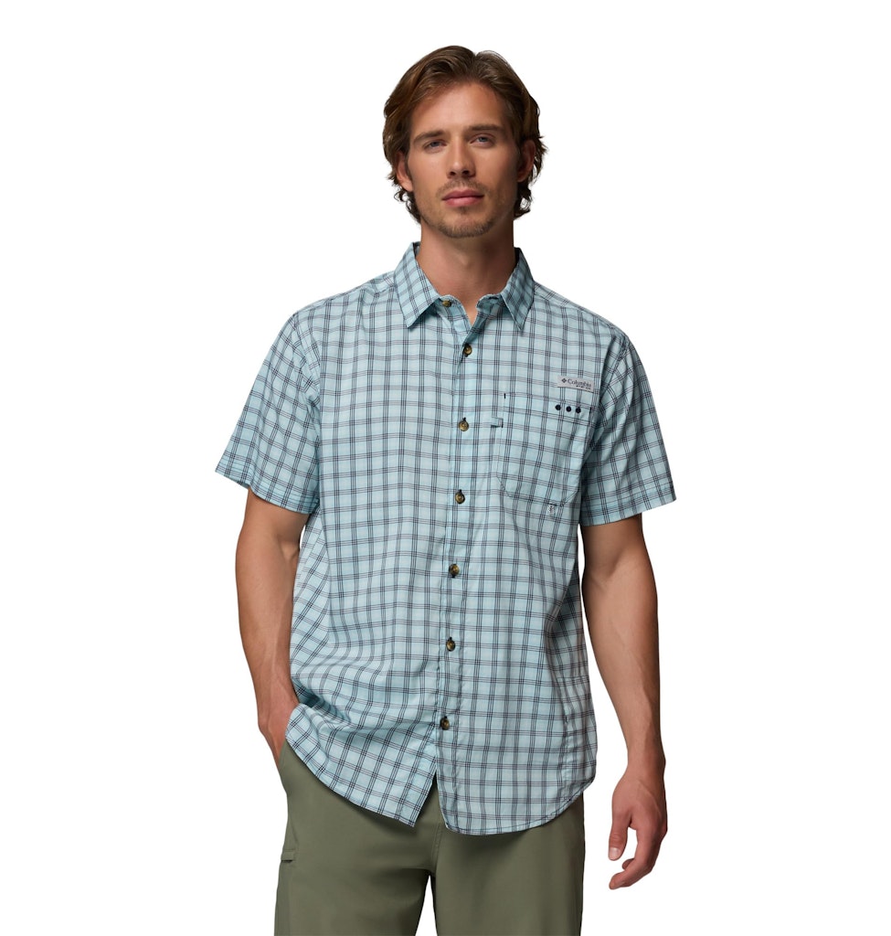Columbia Men's PFG Harbor Peak Short Sleeve Shirt: $28