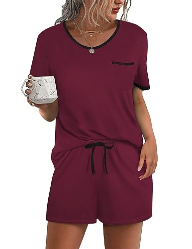 Ekouaer Women's 2-Piece Pajama Set: $11.49