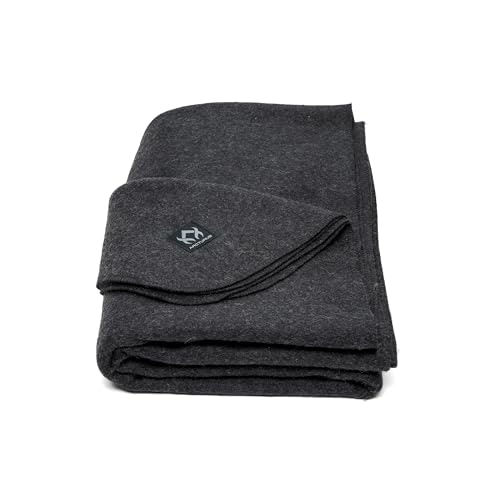 Arcturus 64" x 88" 4.5lb Military Wool Blanket: $36.54
