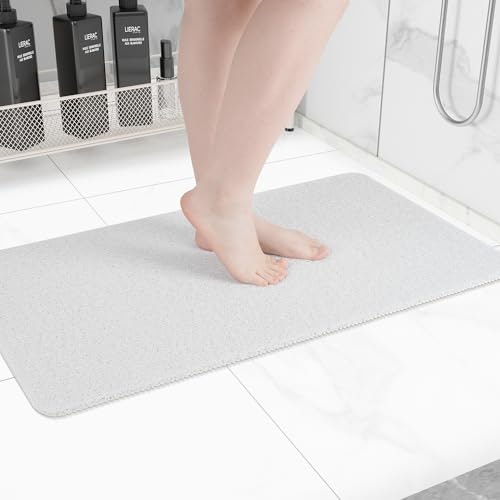 Hargiis 32" x 17" Non-Slip Bathtub Mat: $22.09