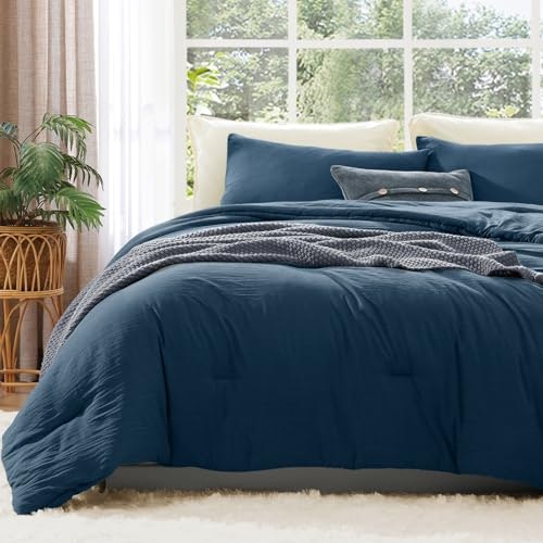 Wrensonge 3-Piece Queen Comforter Set: $42.49
