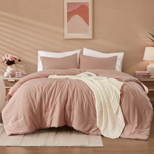 Queen Dusty Pink 3-Piece Comforter Set: $37.97