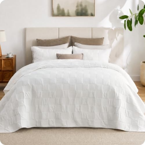 Bedsure PureWoven Cotton King Quilt Set: $69.98