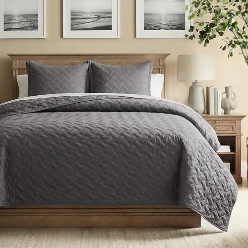 Bedsure King Size Basket Weave Quilt Set: $38.69