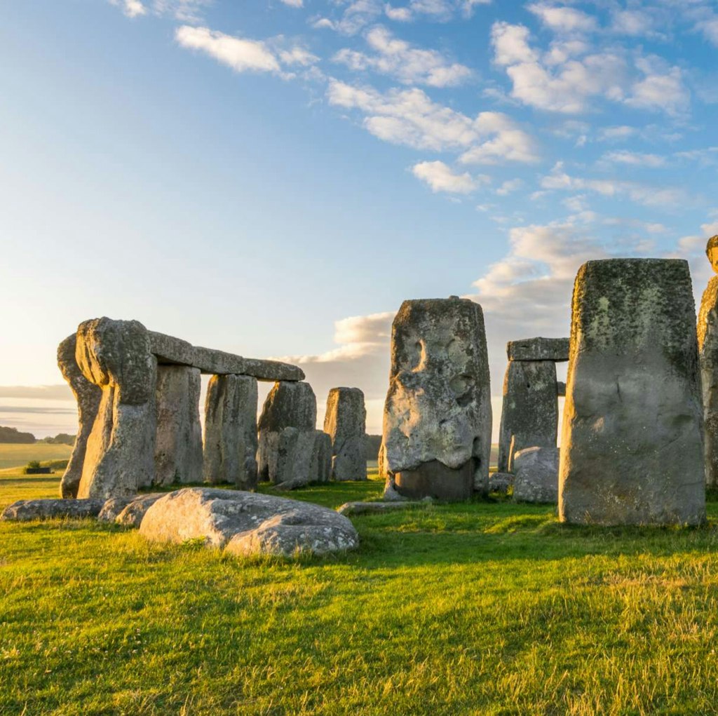 6-Night British Escape Hotel and Tour Vacation: From $2,798 for 2