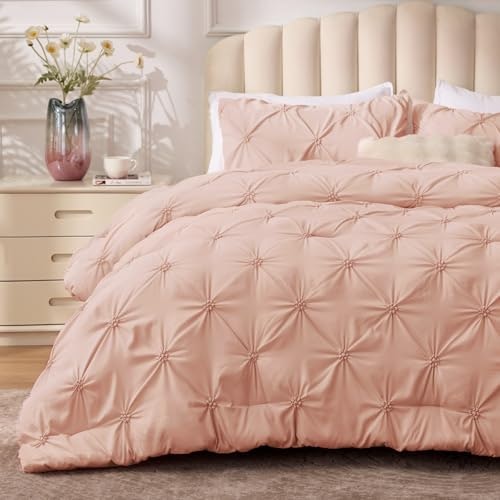 Bedelite Twin Comforter Set: $31.98