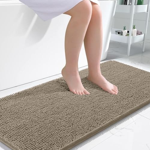 Olanly 47x24-inch Chenille Bath Runner Rug: $36.54
