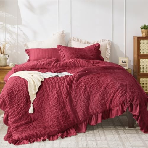 Jollyvogue 3-Piece Queen Seersucker Comforter Set: $47.98 Jollyvogue 3-Piece Queen Seersucker Comforter Set: $47.98