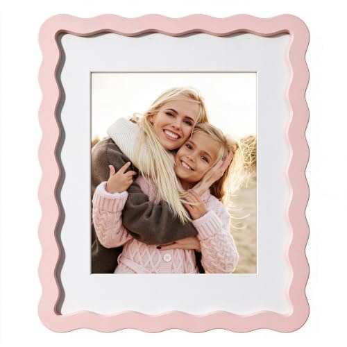11x14 Wavy Picture Frame with 8x10 Mat: $24.63
