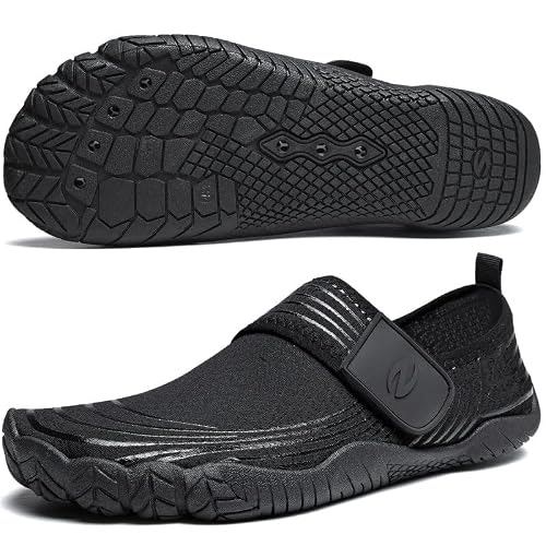 Lizrha Quick-Dry Aqua Water Shoes: $17.57