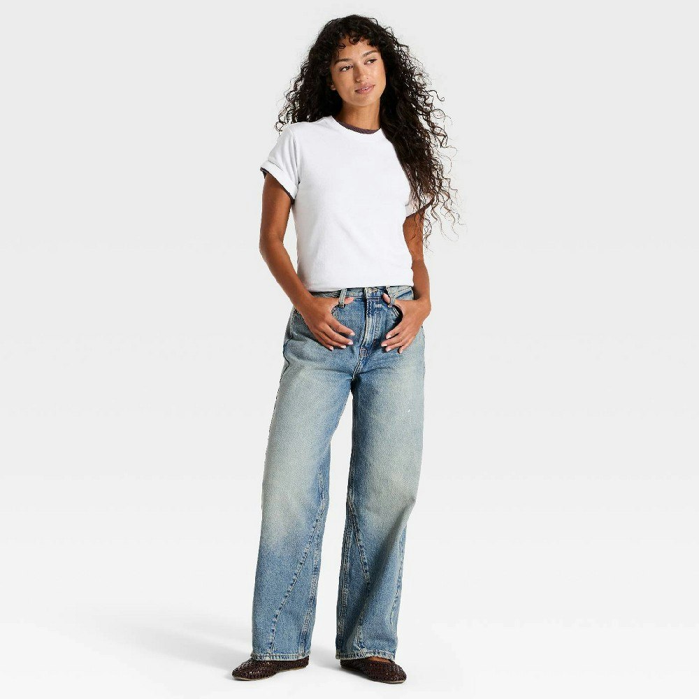Women's Universal Thread Low Slung Loose Jeans: $28 Women's Universal Thread Low Slung Loose Jeans: $28