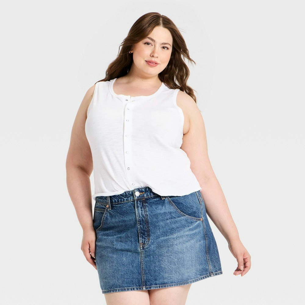 Universal Thread Women's Boyfriend Button-Front Tank Top 3X: $15 Universal Thread Women's Boyfriend Button-Front Tank Top 3X: $15