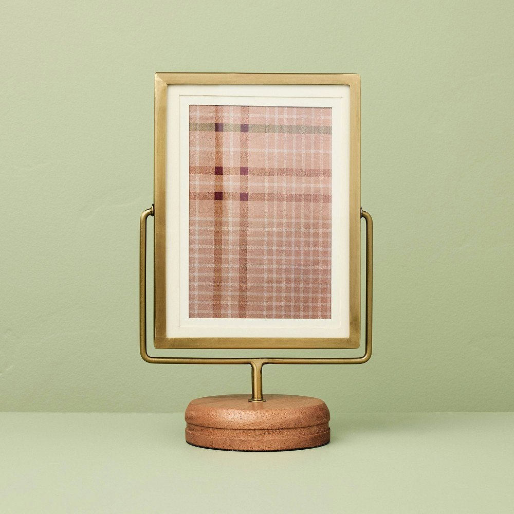 4"x6" Brass Frame on Wood Pedestal: $14.99