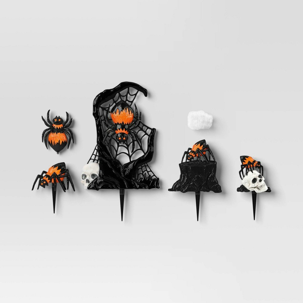 Hyde and EEK! Boutique 10-Piece Spiders Scene Setter Decorative Prop Kit: $20 Hyde and EEK! Boutique 10-Piece Spiders Scene Setter Decorative Prop Kit: $20