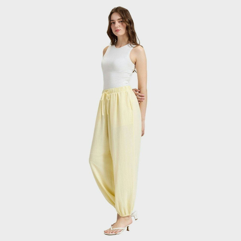 A New Day Women's Mid-Rise Linen Blend Balloon Pants: $35