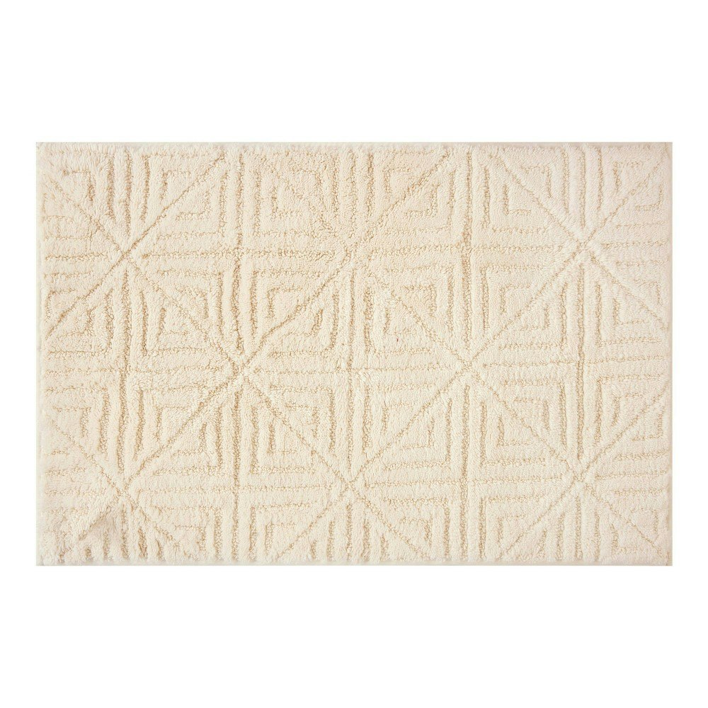 Threshold 20"x30" Modern Shape Bath Rug: $20 Threshold 20"x30" Modern Shape Bath Rug: $20