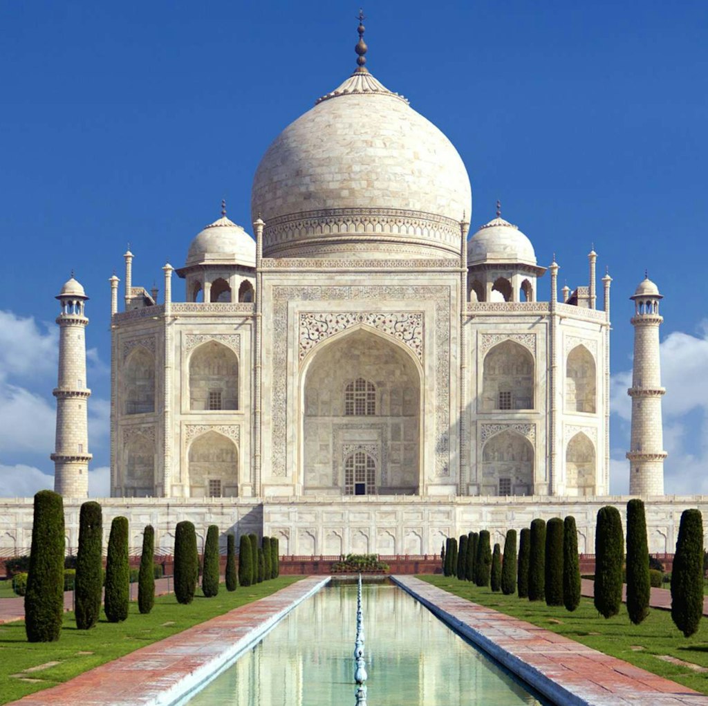 10-Day Majestic India Flight, Hotel & Tour Vacation: $3,699 for 2