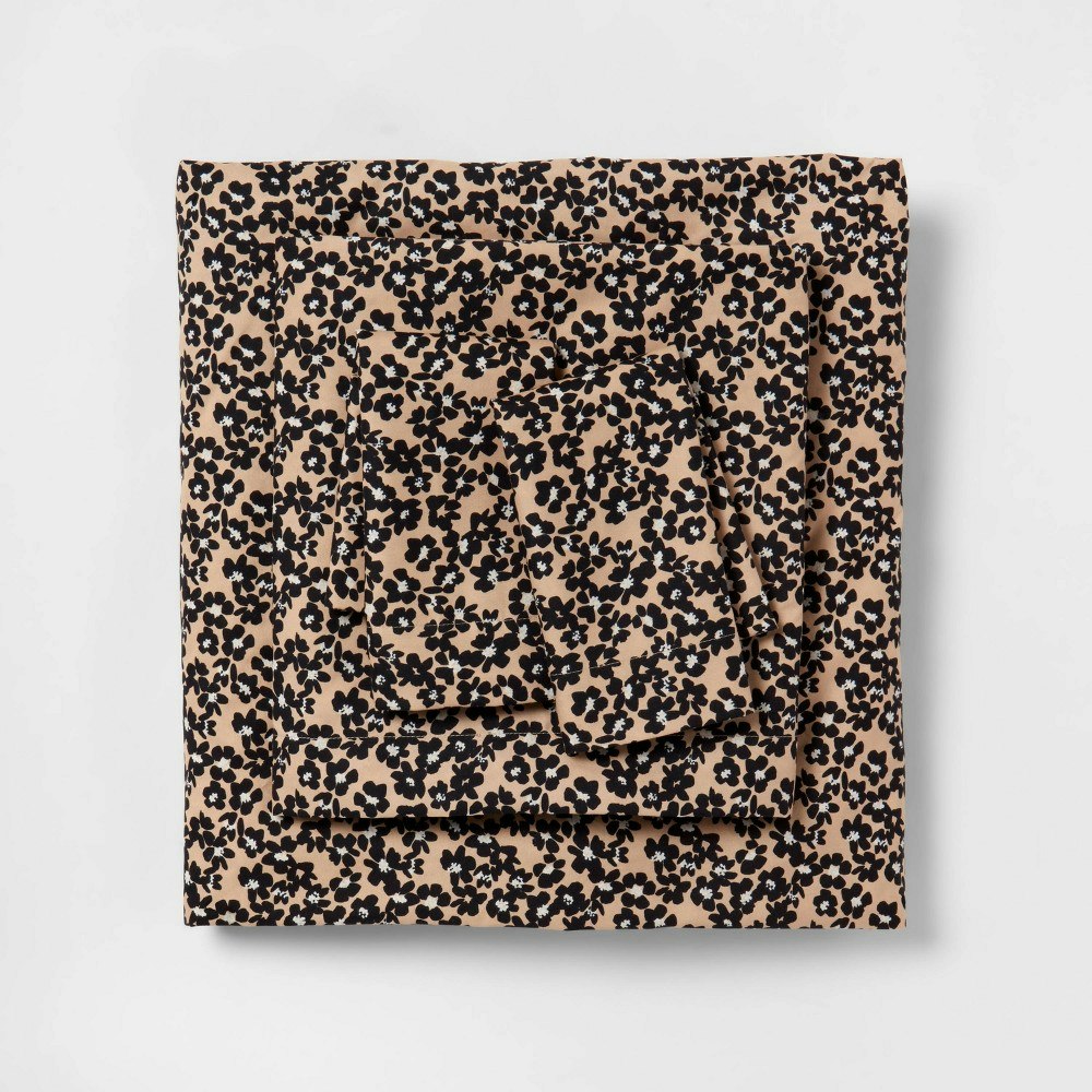 Room Essentials Queen Microfiber Sheet Set: $18 Room Essentials Queen Microfiber Sheet Set: $18