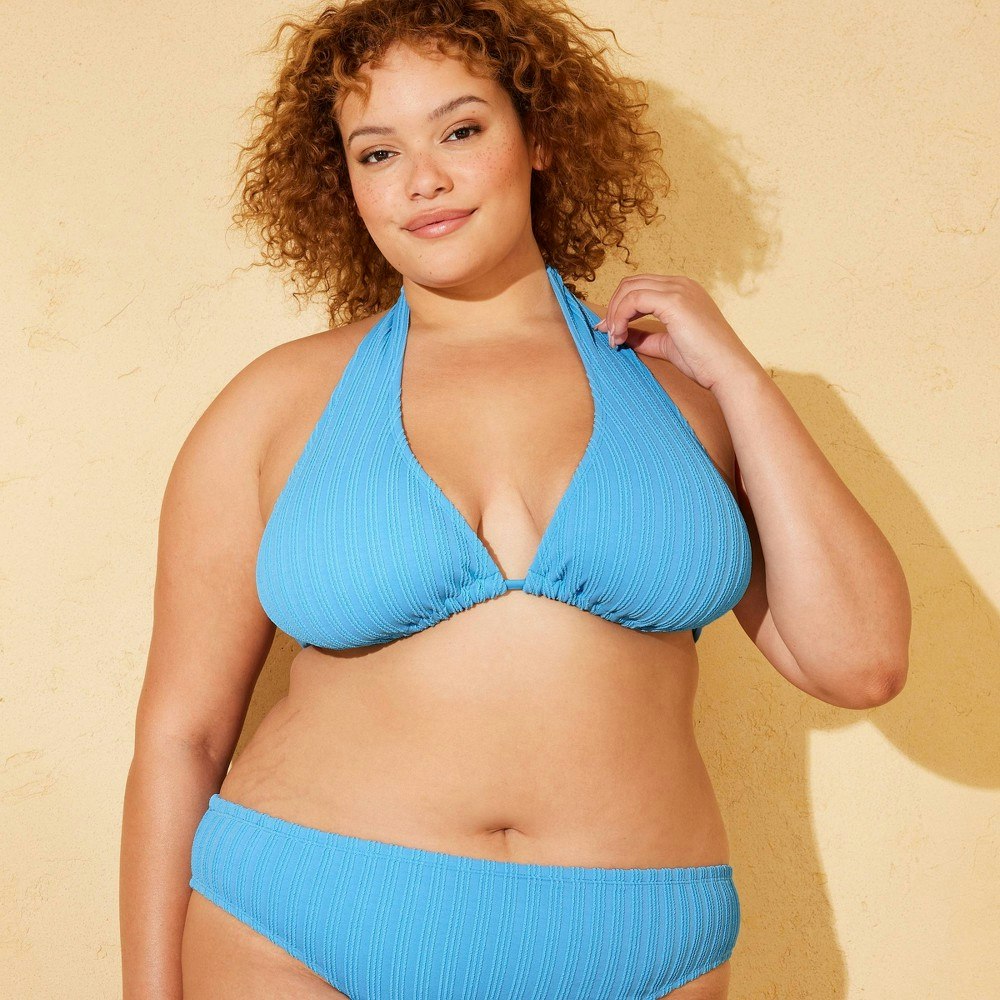 Demetra Dias Wild Fable Women's Textured Triangle Bikini Top 1X: $9 Demetra Dias Wild Fable Women's Textured Triangle Bikini Top 1X: $9