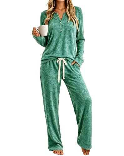 Moaiuip Women's Long Sleeve Pajama Set: $32.98