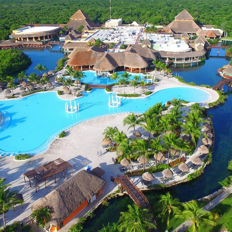 4-Night Riviera Maya All-Inclusive Flight and Resort Vacation: From $1,218 for 2