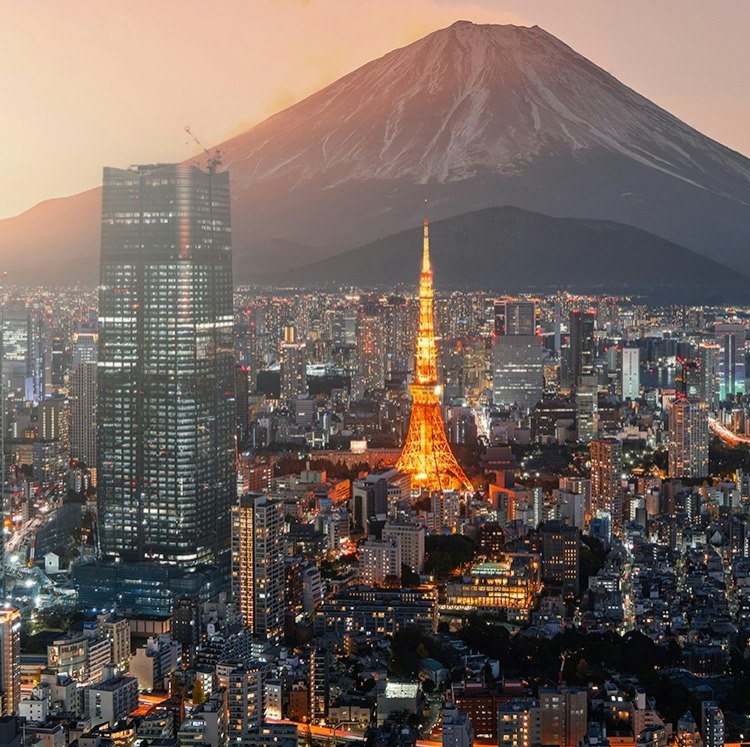 10-Night Japan Flight, Hotel, and Rail Vacation: From $2,598 for 2