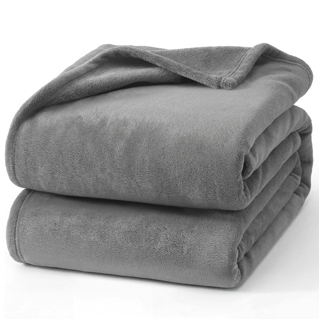 Hansleep Throw Grey Fleece Blanket: $9.99