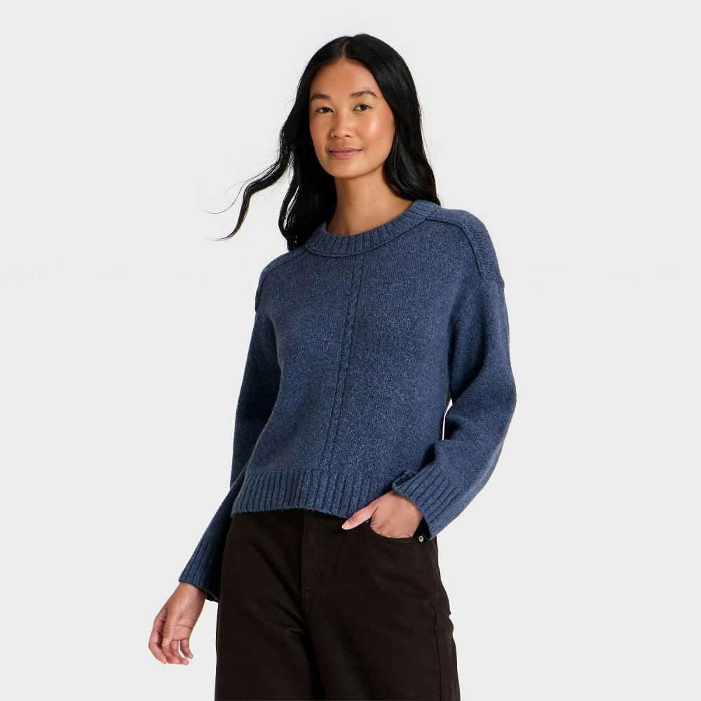 Universal Thread Women's Heritage Crewneck Pullover Sweater: $21