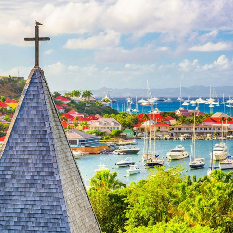Windstar 11-Night Leeward Islands Cruise: From $15,076 for 2