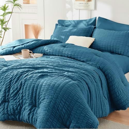 Hymokege Queen Seersucker 7-Piece Comforter Set: $59.49 Hymokege Queen Seersucker 7-Piece Comforter Set: $59.49