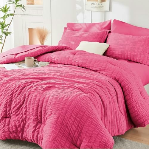 Hymokege Queen Seersucker 7-Piece Comforter Set: $49.98 Hymokege Queen Seersucker 7-Piece Comforter Set: $49.98