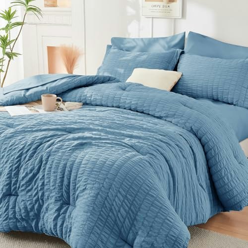 Hymokege Oversized King Seersucker 7-Piece Comforter Set: $69.98 Hymokege Oversized King Seersucker 7-Piece Comforter Set: $69.98