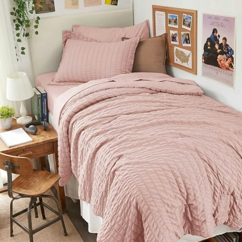 Hymokege Twin XL 5-Piece Seersucker Comforter Set: $29.98 Hymokege Twin XL 5-Piece Seersucker Comforter Set: $29.98