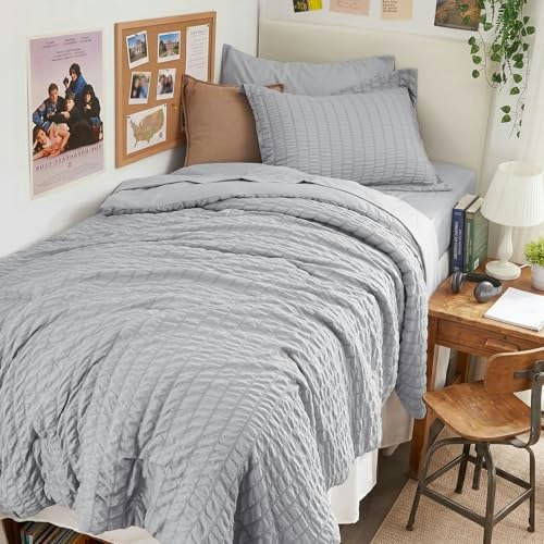 Hymokege Twin XL Seersucker Comforter Set 5-Piece: $29.98 Hymokege Twin XL Seersucker Comforter Set 5-Piece: $29.98