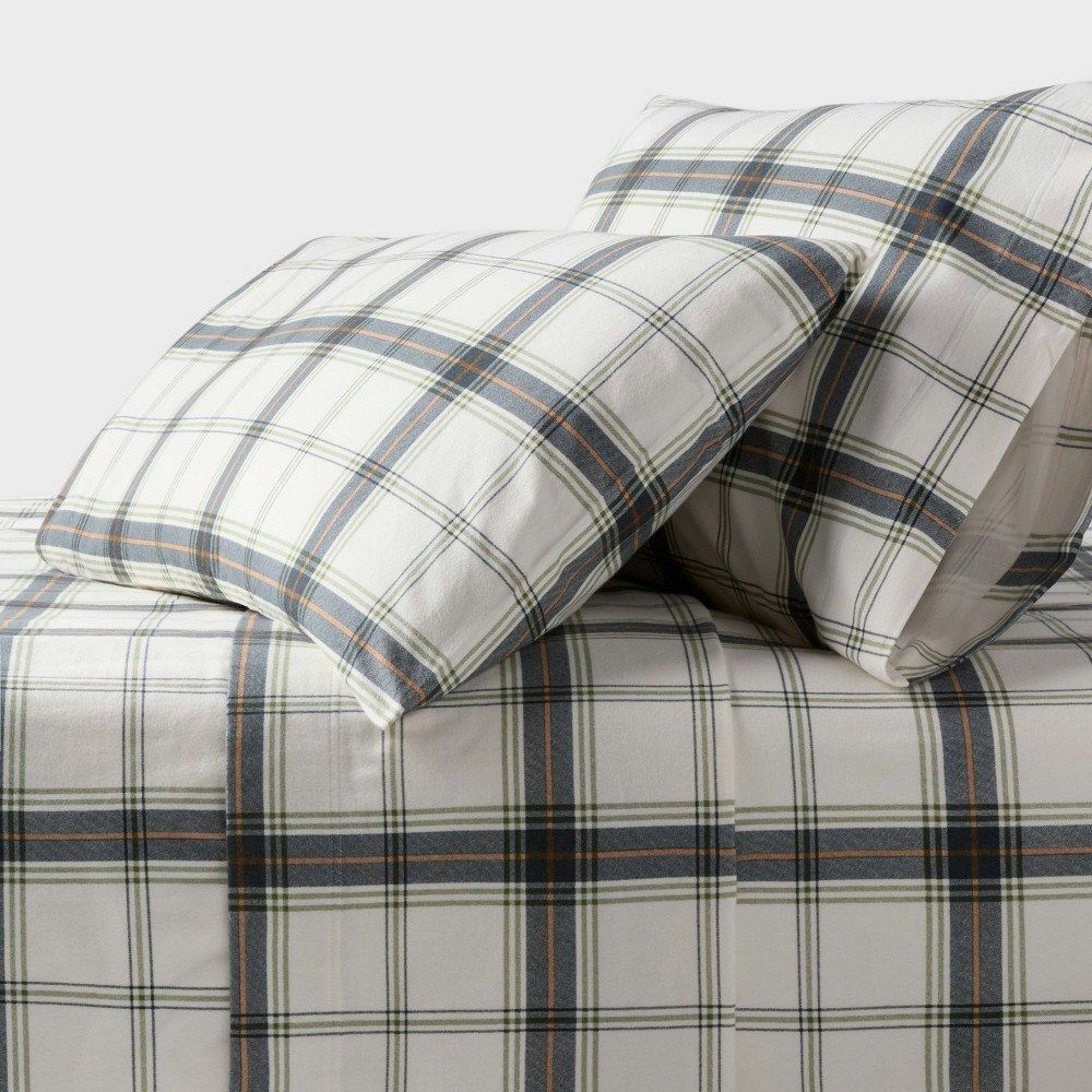 Threshold Twin/Twin XL Flannel Sheet Set: $35 Threshold Twin/Twin XL Flannel Sheet Set: $35