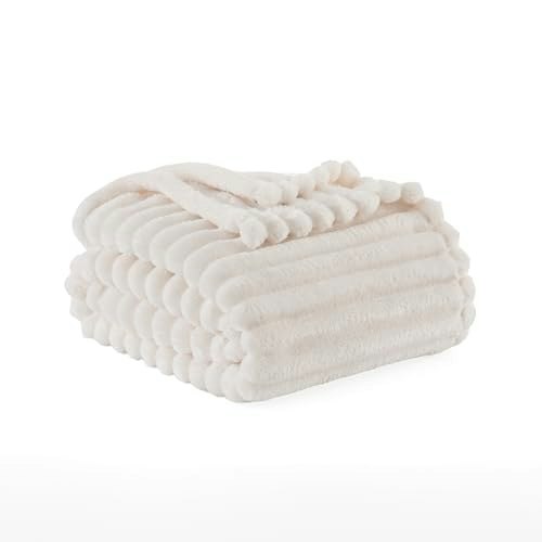 Berkshire King Size Ribbed VelvetLoft Blanket: $33.99