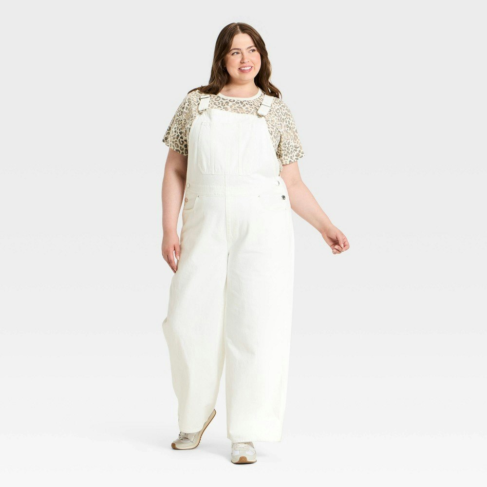 Universal Thread Women's Denim Chore Jumpsuit: $32.50