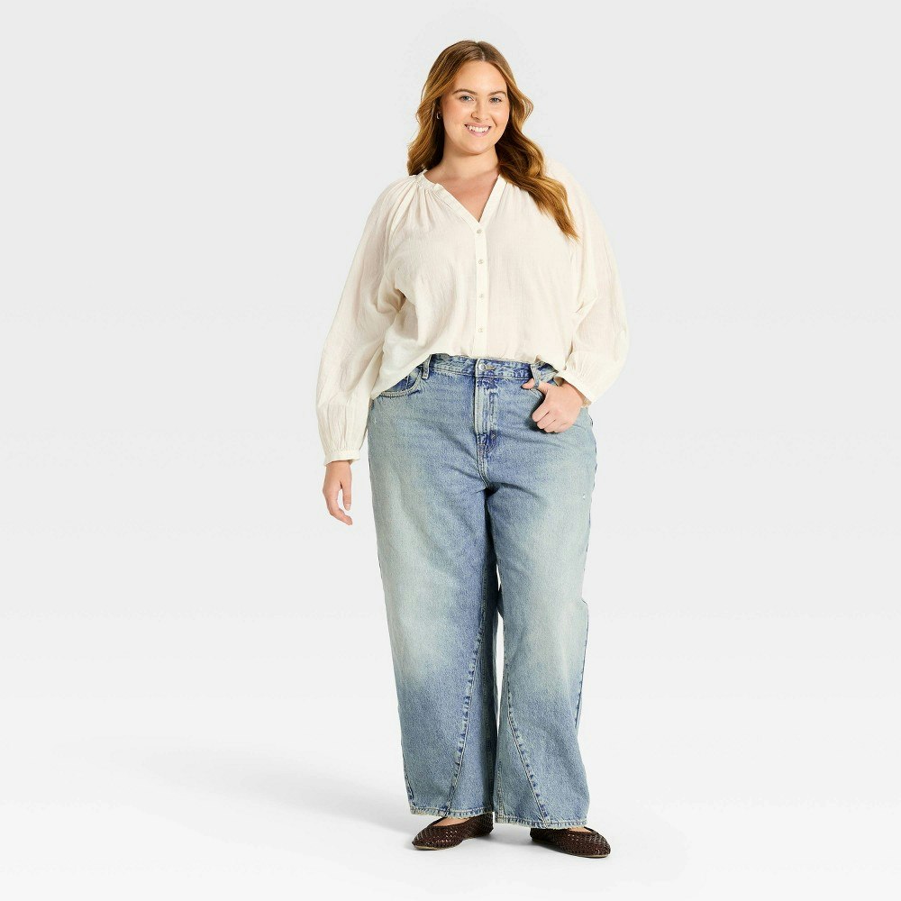 Universal Thread Women's Mid-Rise Loose Jeans: $40 Universal Thread Women's Mid-Rise Loose Jeans: $40