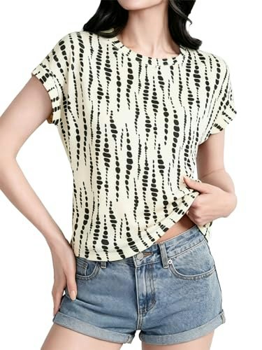 Women's Crewneck Cap Sleeve Crop Top: $9.98 Women's Crewneck Cap Sleeve Crop Top: $9.98