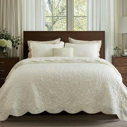 Bedsure King Size Quilt Bedspread: $45.49