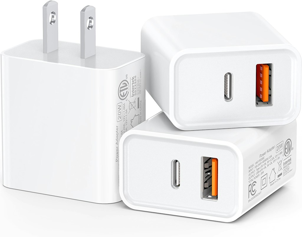 USB-C Wall Charger 3-Pack: $7.99