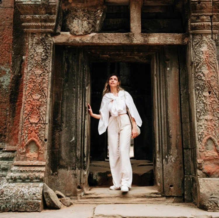 16-Night Thailand, Cambodia & Vietnam Flight, Hotel, and Tour Vacation: From $5,118 for 2