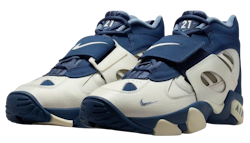 Nike Men's or Women's Air Diamond Turf 2 Shoes for $103 + free shipping