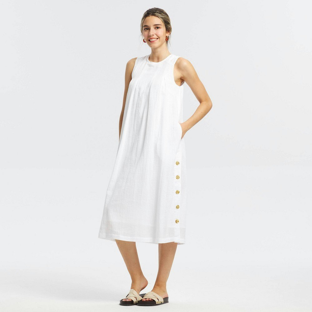Universal Thread Women's Pleated-Front Side-Button Dress: $40 Universal Thread Women's Pleated-Front Side-Button Dress: $40