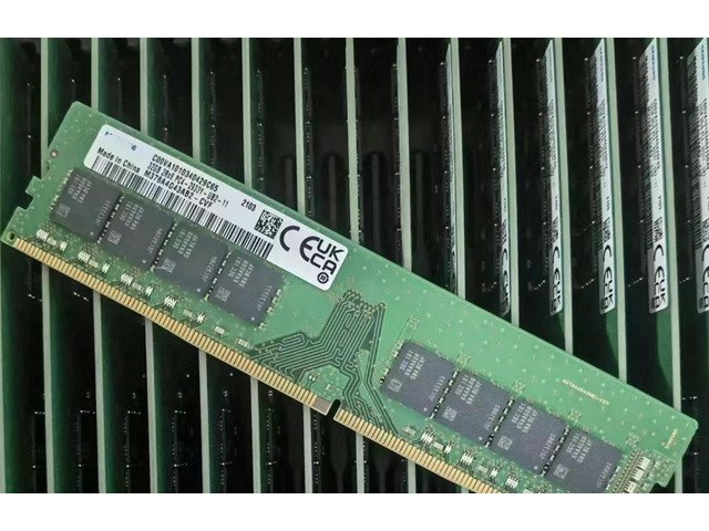 Samsung 32GB DDR4 3200MHz Desktop Memory: $229 Samsung 32GB DDR4 3200MHz Desktop Memory: $229
