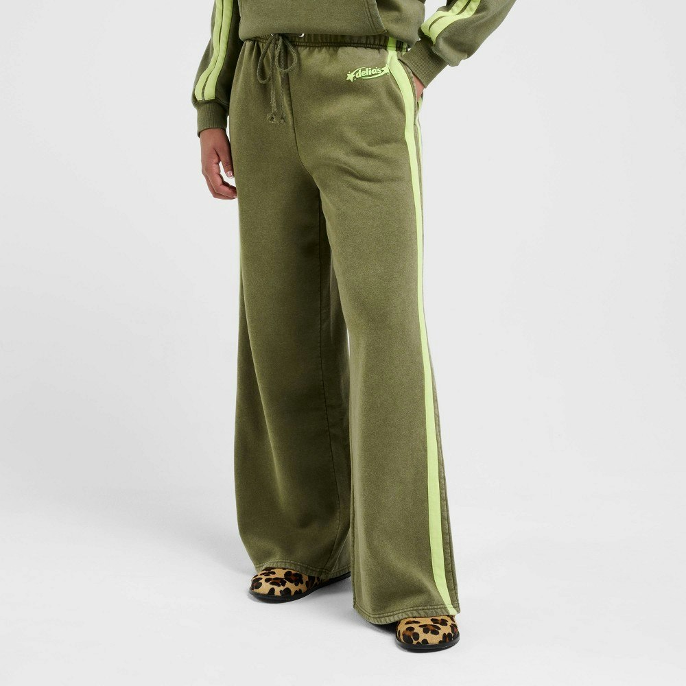 Women's dELiA*s Fleece Graphic Sweatpants: $25 Women's dELiA*s Fleece Graphic Sweatpants: $25